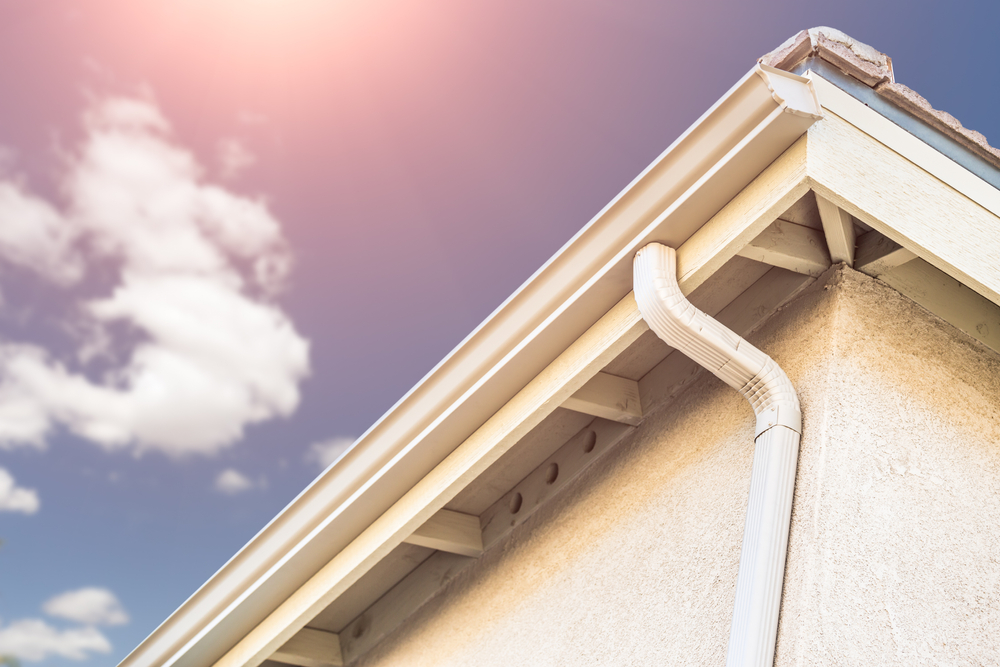 seamless vs. sectional gutters