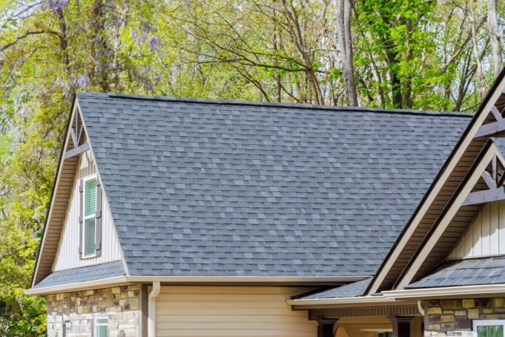 asphalt shingle roof's lifespan