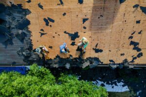 Roof Replacement vs. Repair: 5 Easy Ways to Know Which Is Best for You