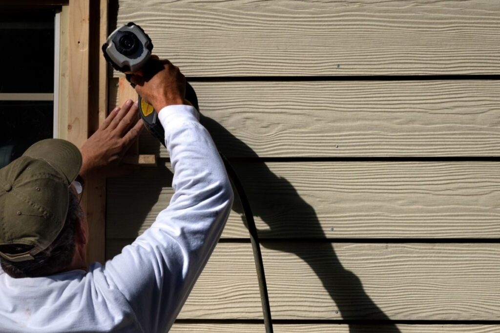 Does Insurance Cover Vinyl Siding Replacement After Storm Damage in Ohio?